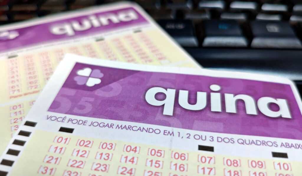 quina-6972:-confira-os-numeros-sorteados-nesta-terca-feira(10)