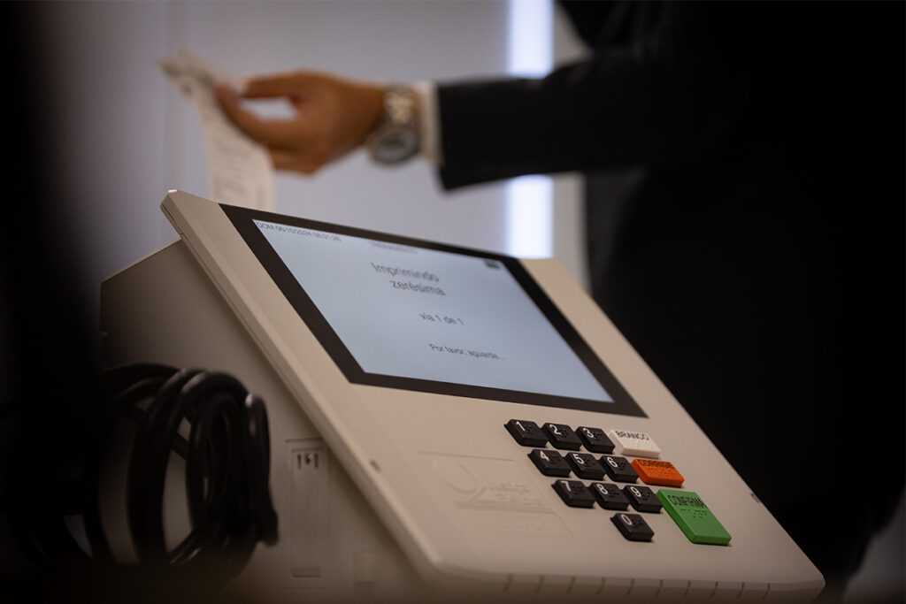 Datafolha: 50% veem oportunidade de interferência estrangeira nas eleições datafolha:-50%-veem-chance-de-interferencia-estrangeira-nas-eleicoes